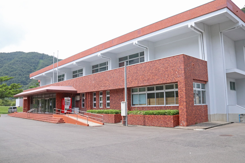 大和村体育館2